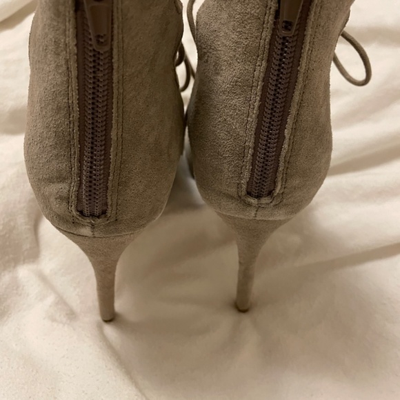 Steve Madden Bootie - Picture 4 of 6